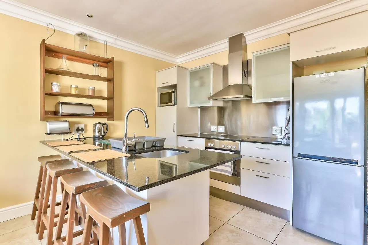 Planet Africa 1 Bedroom Apartment Città del Capo 0*,  Sudafrica