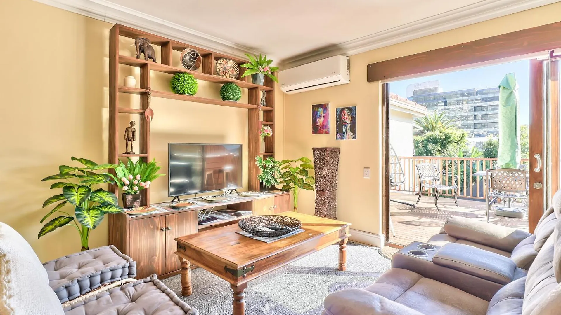 Planet Africa 1 Bedroom Apartment Città del Capo